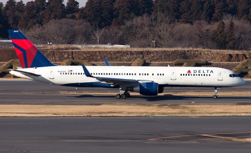 A Boeing 757-251(WL) operated by Delta Air Lines, with the Registration: N545US met an accident today